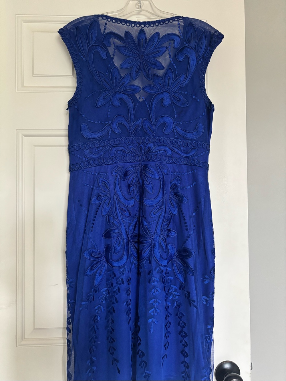 Sue Wong Royal Blue Embroidered V‑Neck Midi Dress - Picture 3 of 7